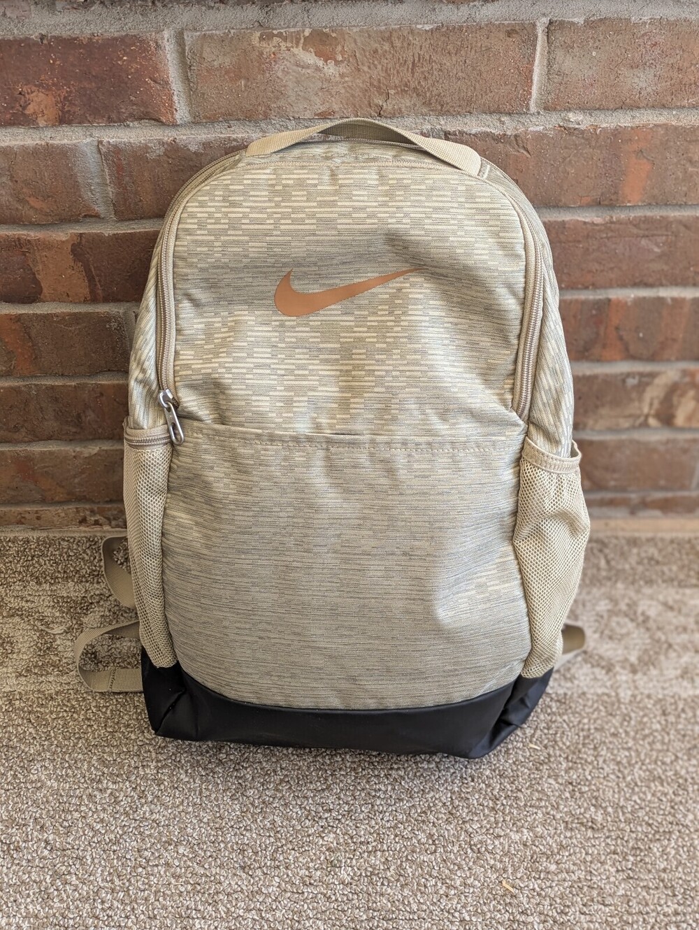 Nike Brasilia 9.5 Training Backpack Beige Sesame Black Laptop Gym Bag DH7709 252
